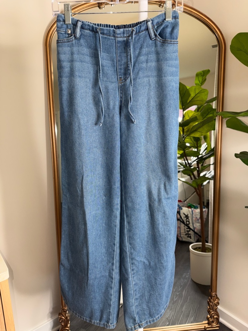 No Boundaries Light Blue Elastic Waist Wide Leg Jeans